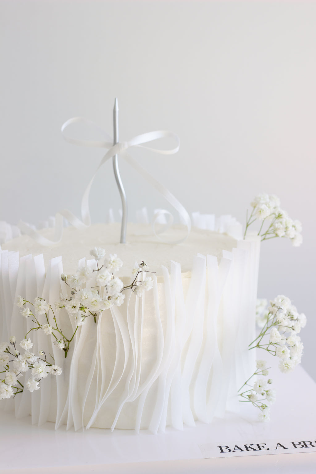 Flower Cake - white gypsy