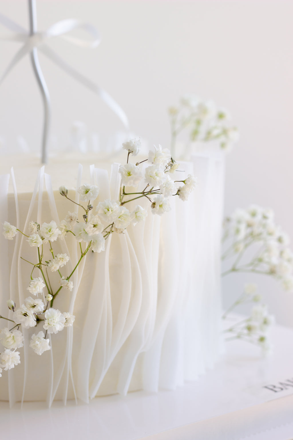 Flower Cake - white gypsy