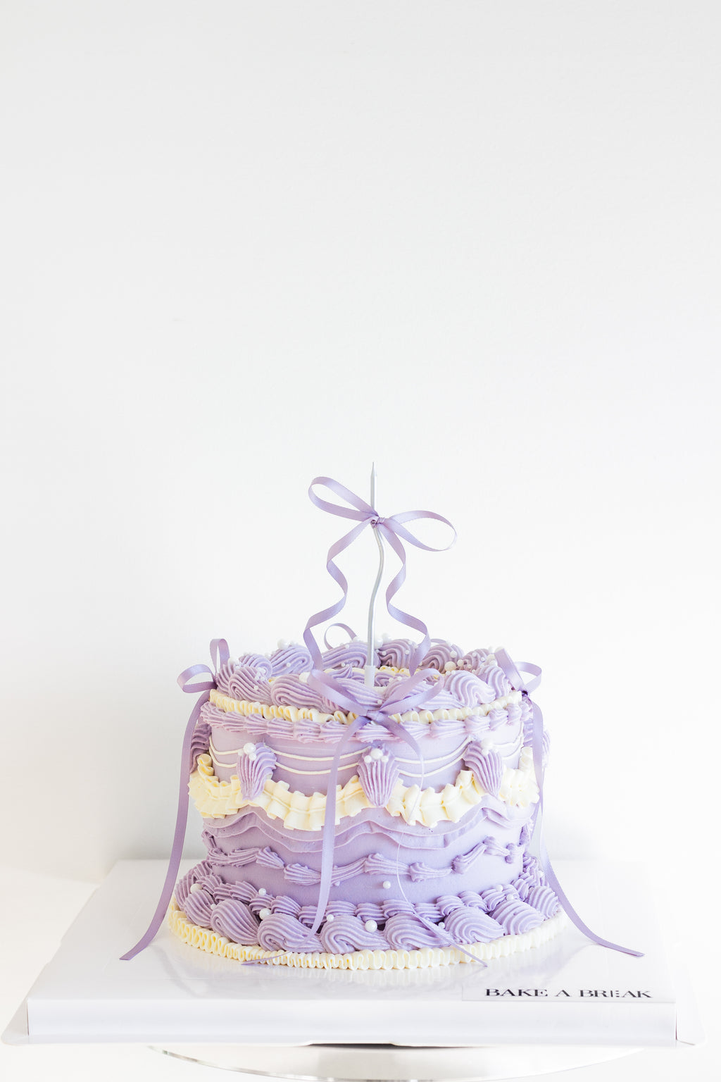 Vintage Cake (round)