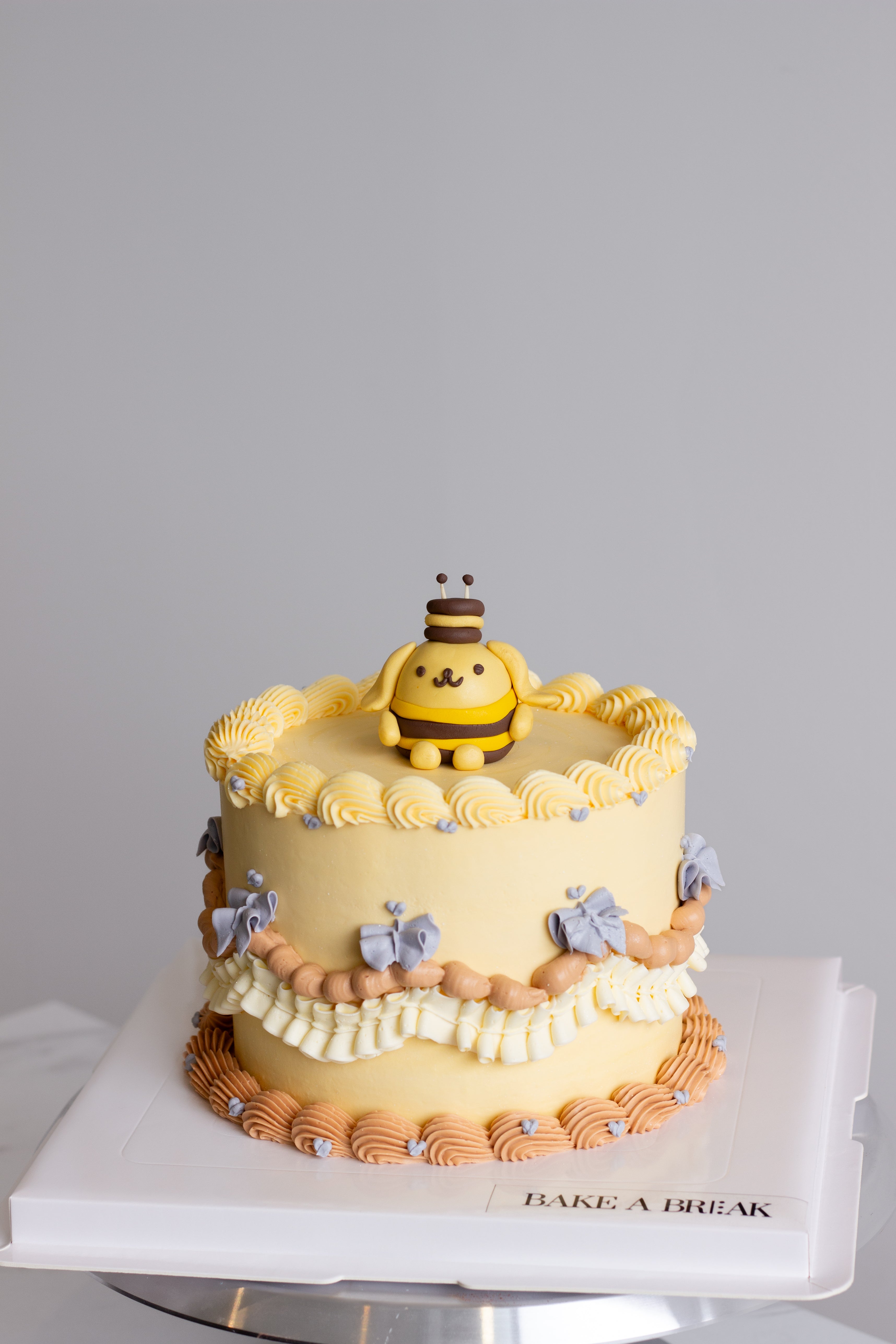Pompompurin Cake
