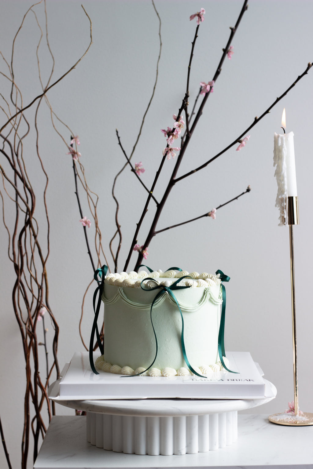 Clean Vintage (round)